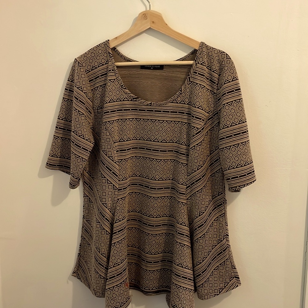 Black and beige Aztec print swing top